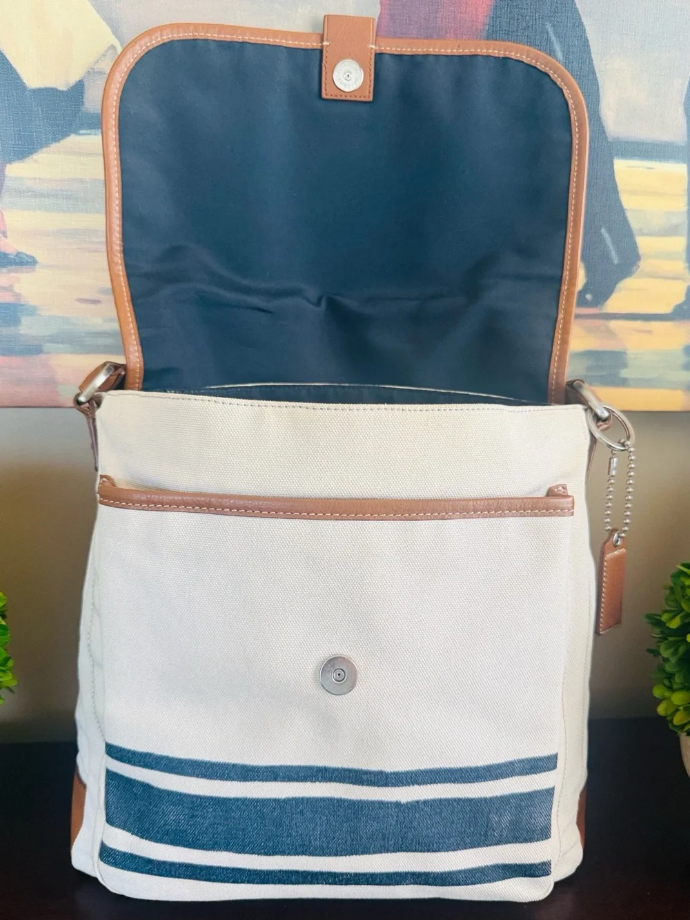 COACH F70627 CREAM AND NAVY CANVAS TAN LEATHER TRIM UNISEX MESSENGER BAG 🌟EUC🌟